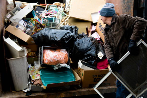 Best Estate Cleanout Services  in Fairfield, IA