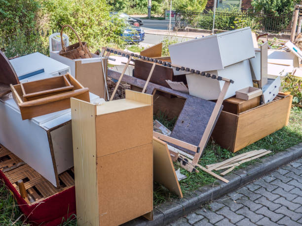 Best Full-Service Junk Removal  in Fairfield, IA
