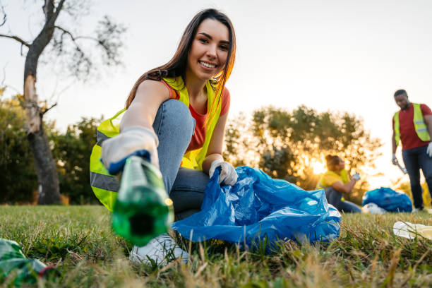 Best Yard Waste Removal  in Fairfield, IA